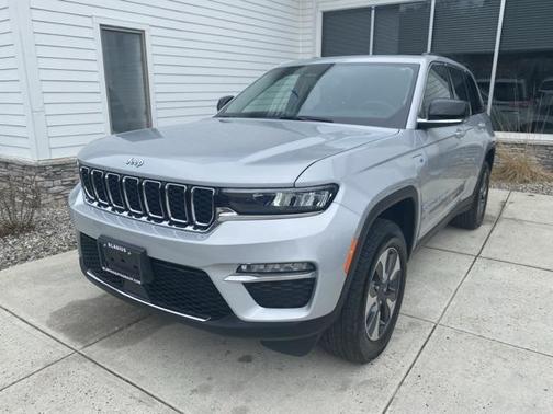 2023 Jeep Grand Cherokee 4xe Base