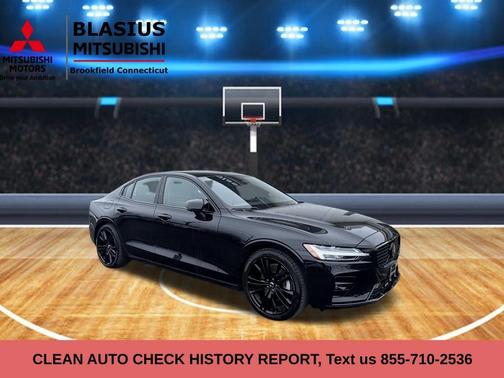 2024 Volvo S60 B5 Plus Black Edition