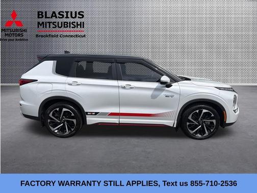 White Diamond 2023 Mitsubishi Outlander PHEV SE