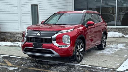 2026 Mitsubishi Outlander SEL