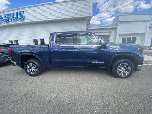 2023 GMC Sierra 1500 SLE
