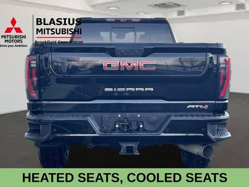 2025 GMC Sierra 2500 AT4