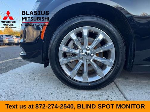 2022 Chrysler 300 Touring