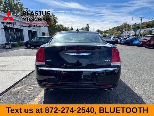 2022 Chrysler 300 Touring