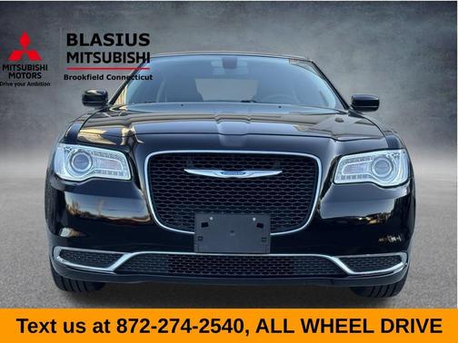 2022 Chrysler 300 Touring