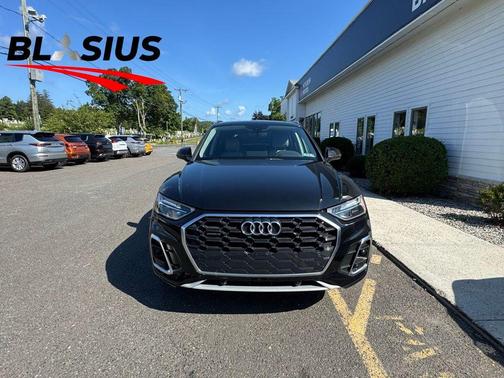 2022 Audi Q5 45 S line quattro Premium