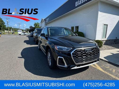 2022 Audi Q5 45 S line quattro Premium
