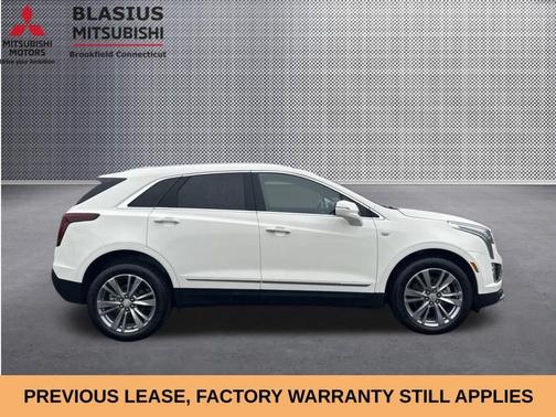 Crystal White 2025 Cadillac XT5 Premium Luxury
