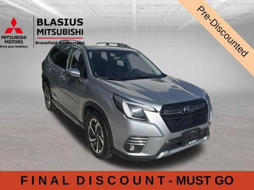Ice Silver Metallic 2023 Subaru Forester Touring