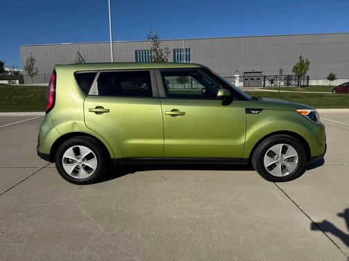 Alien II 2014 Kia Soul Base