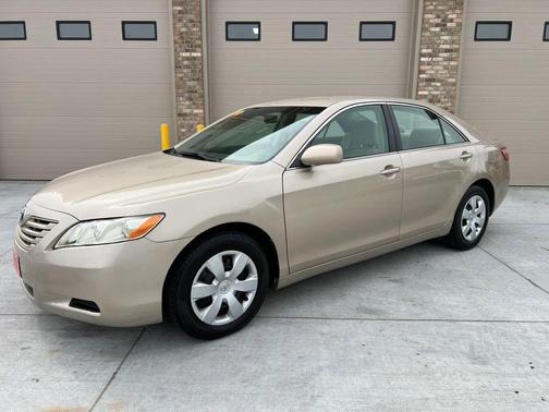Desert Sand Mica 2009 Toyota Camry LE