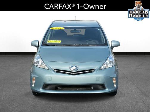 2014 Toyota Prius v Two