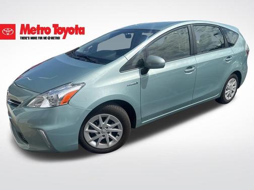 2014 Toyota Prius v Two