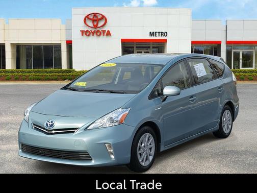 2014 Toyota Prius v Two