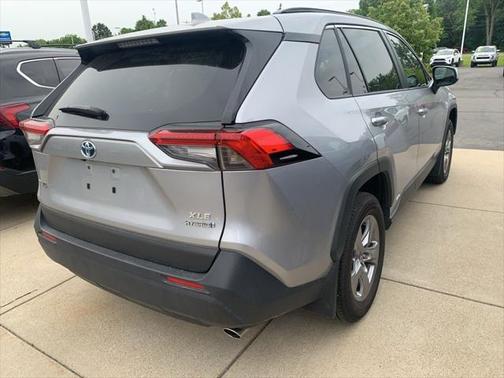 2023 Toyota RAV4 Hybrid XLE