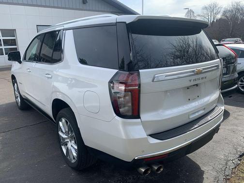 2022 Chevrolet Tahoe 4WD High Country
