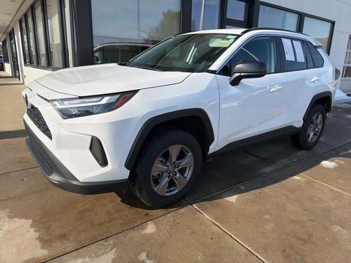 2025 Toyota RAV4 Hybrid LE