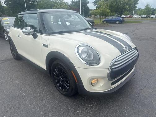 2015 MINI Hardtop Cooper
