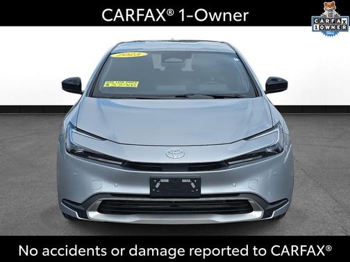 2025 Toyota Prius Plug-In Hybrid SE