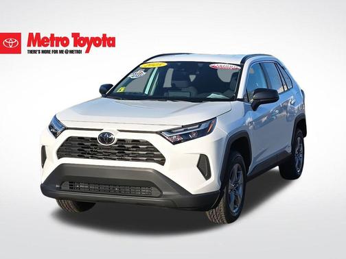 2025 Toyota RAV4 Hybrid LE