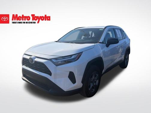2025 Toyota RAV4 Hybrid LE