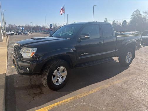 2015 Toyota Tacoma Base