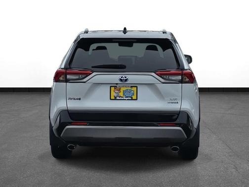 2023 Toyota RAV4 Hybrid SE