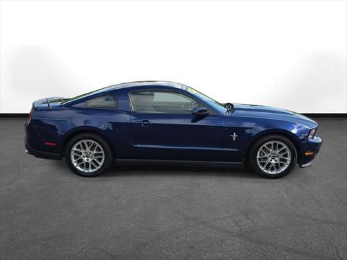 2012 Ford Mustang V6 Premium