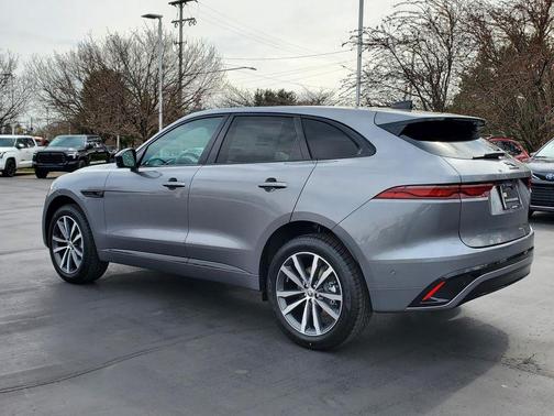 2025 Jaguar F-PACE P250 R-Dynamic S