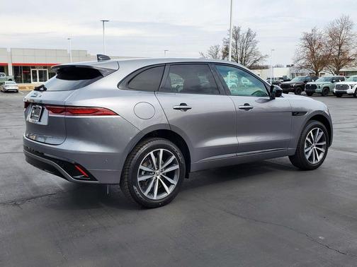 2025 Jaguar F-PACE P250 R-Dynamic S