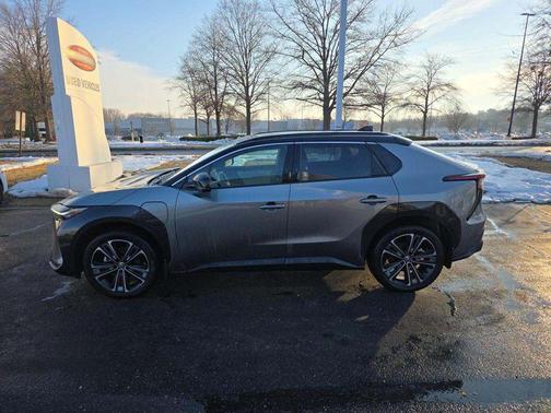 2023 Toyota bZ4X Limited