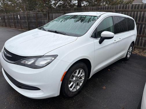 2018 Chrysler Pacifica LX