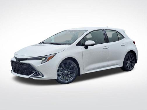 2025 Toyota Corolla Hatchback XSE