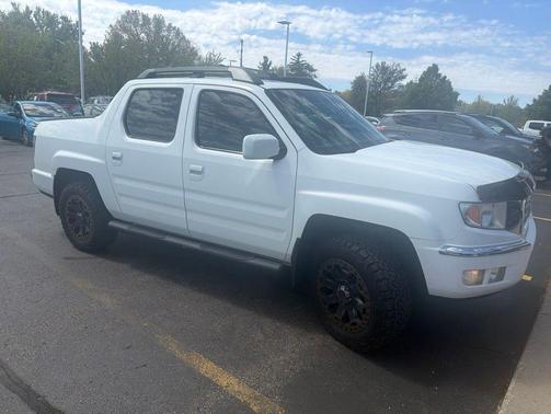 Taffeta White 2014 Honda Ridgeline RTL