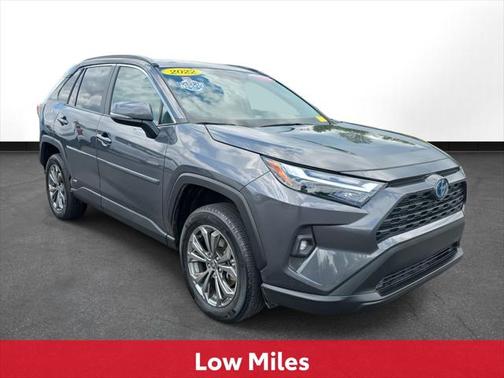 2022 Toyota RAV4 Hybrid XLE Premium