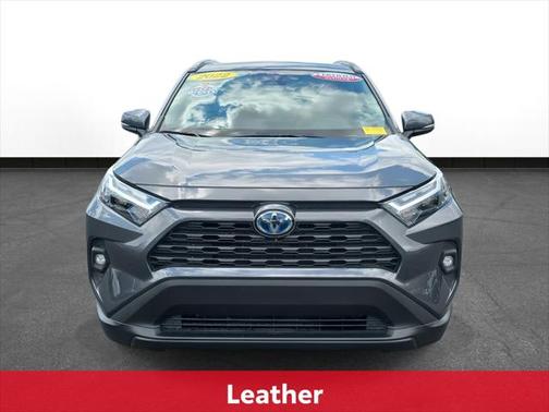 2022 Toyota RAV4 Hybrid XLE Premium