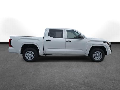 2025 Toyota Tundra SR