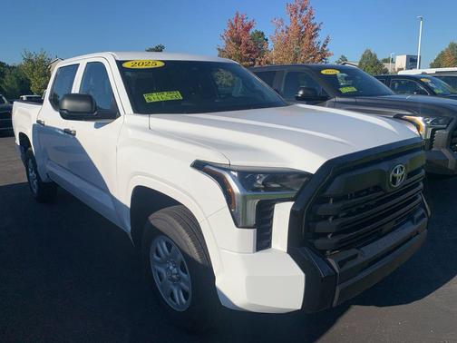 2025 Toyota Tundra SR