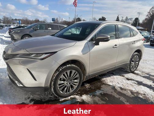 2023 Toyota Venza XLE