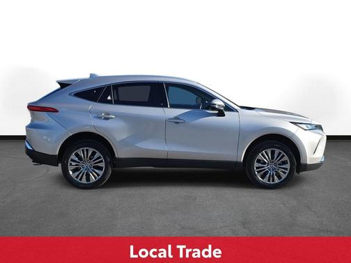 2023 Toyota Venza XLE