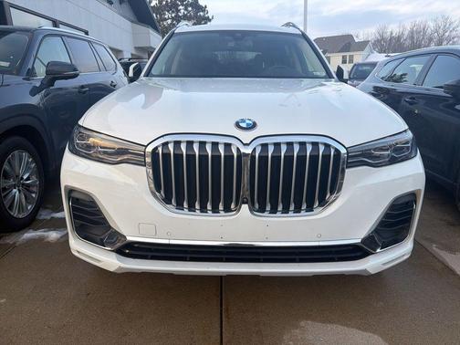 2022 BMW X7 xDrive40i