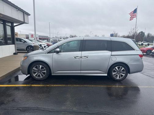 2016 Honda Odyssey Touring Elite