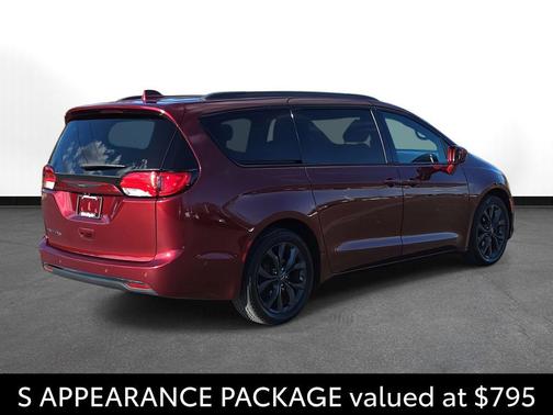 2020 Chrysler Pacifica Touring-L Plus