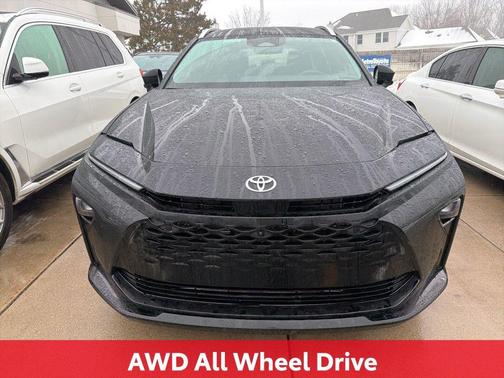 2025 Toyota Crown Signia Limited