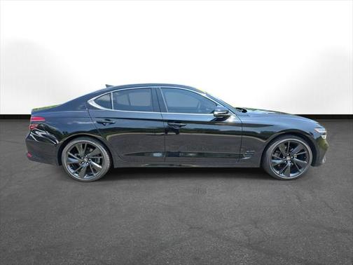 2023 Genesis G70 2.0T AWD