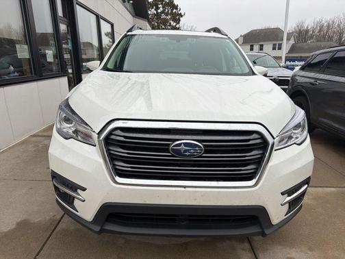 2022 Subaru Ascent Limited 8-Passenger