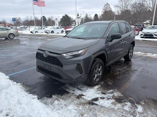 2025 Toyota RAV4 Hybrid LE