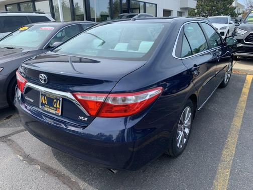 2017 Toyota Camry XLE