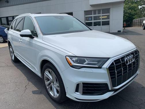 2021 Audi Q7 55 Premium