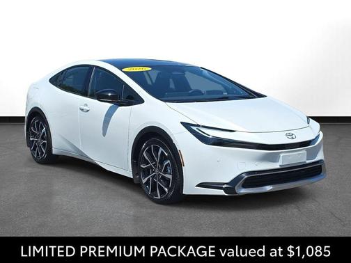 Wind Chill Pearl 2026 Toyota Prius Plug-In Hybrid XSE Premium